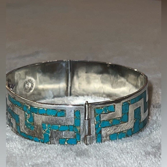 Jewelry - Sterling 925 Women’s Vintage Bracelet with Turquoise inlay stamped Taxco western